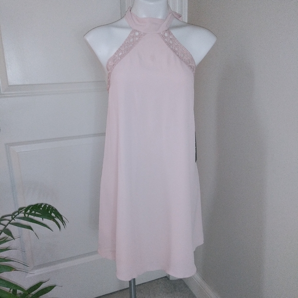 Lulus Dresses & Skirts - Lulus Dress